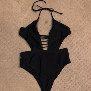 **PRICE DROP!! NEVER WORN! One Piece Bathing Suit